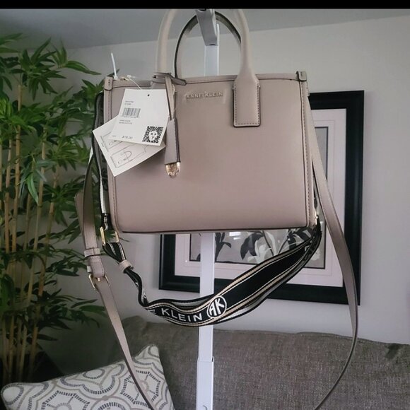 Anne Klein  mini tote NWT - Picture 1 of 9